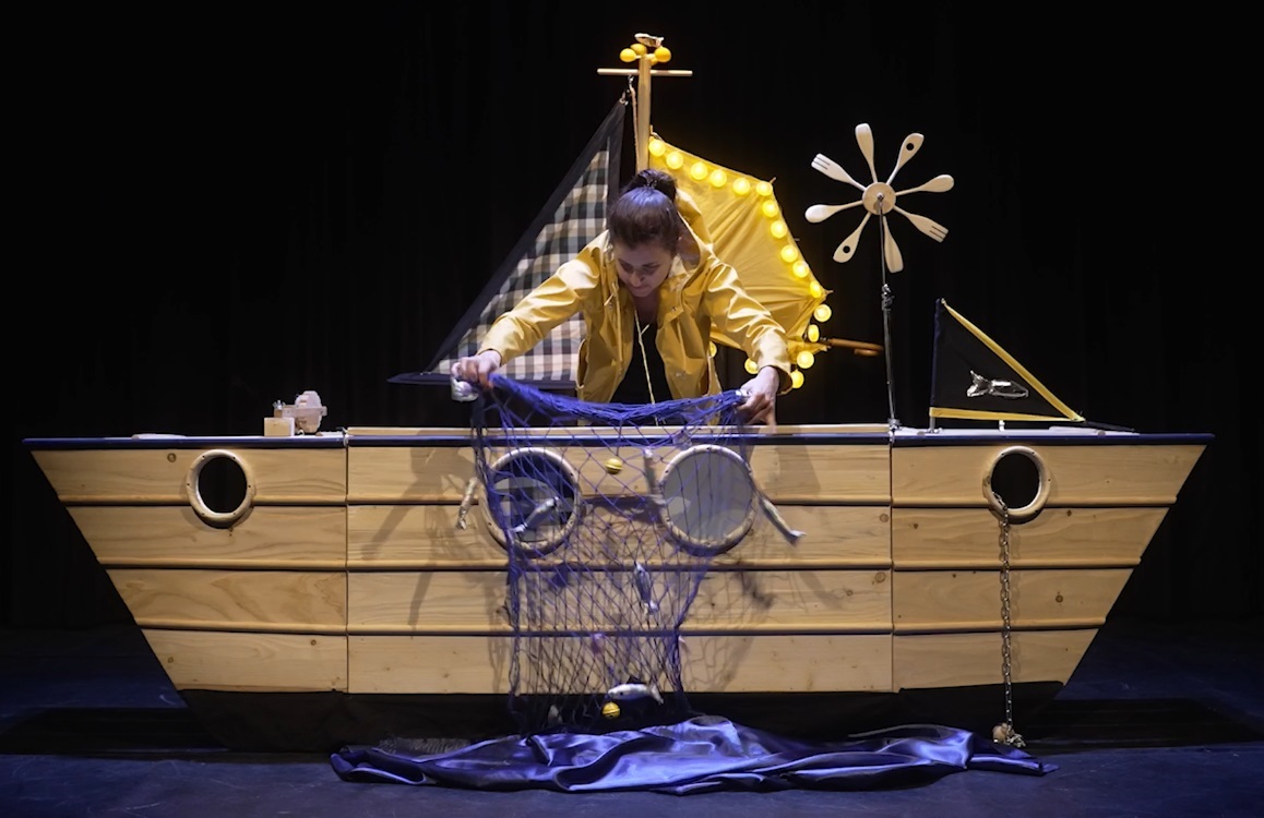 BATEAU SOUS L'EAU - SPECTACLE MUSICAL DE 1 A 5 ANS - 30MN - CIE RAYON DE LUNE